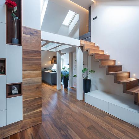 Authentic City Stay Любляна Экстерьер фото
