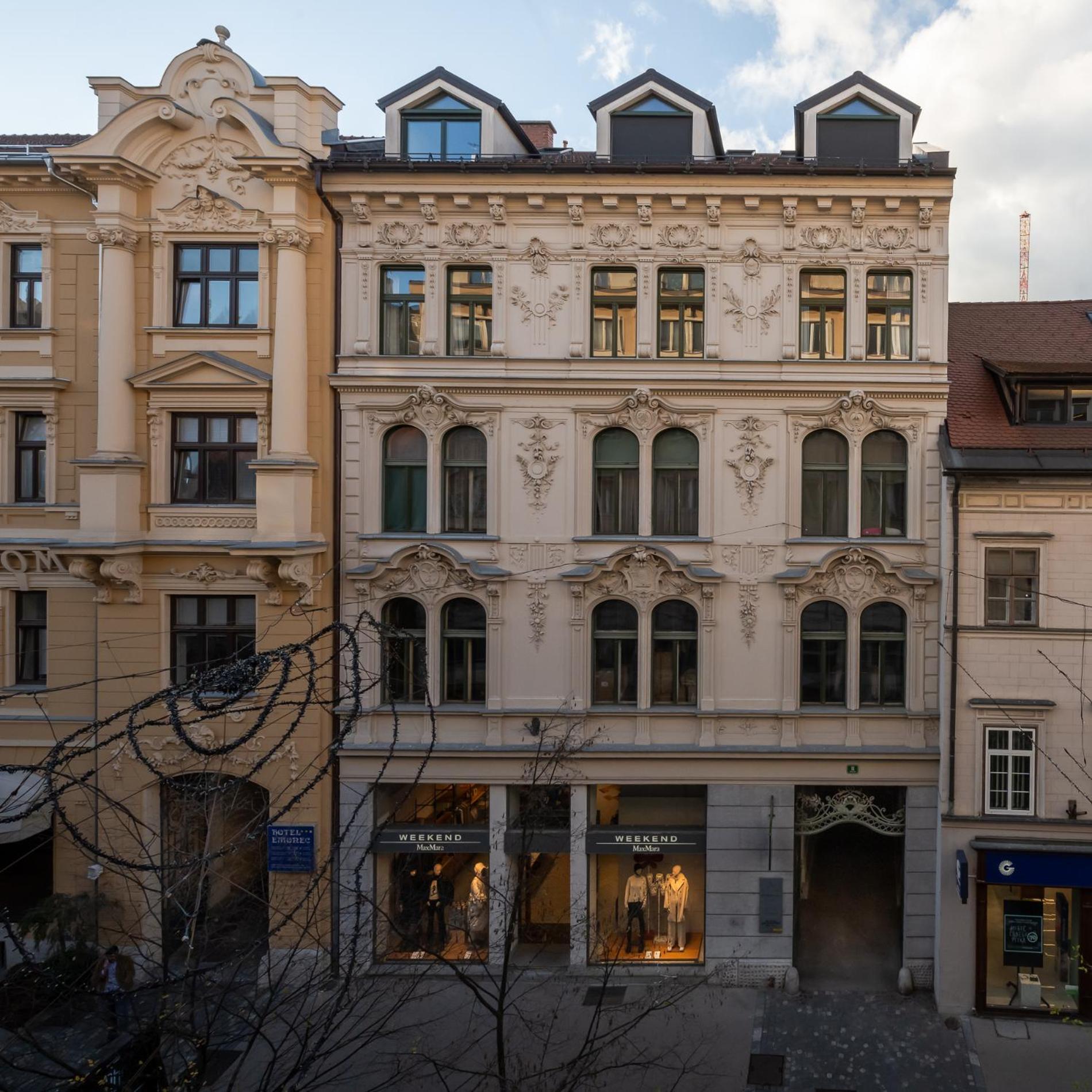 Authentic City Stay Любляна Экстерьер фото